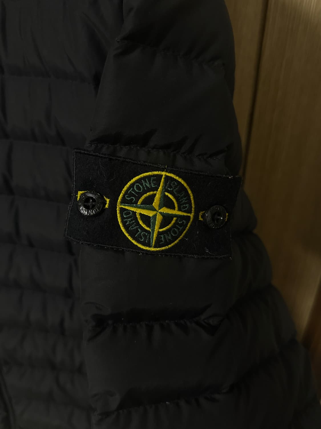 스톤아일랜드 21FW 나일론텔라 패딩 블랙 L 상품이미지3