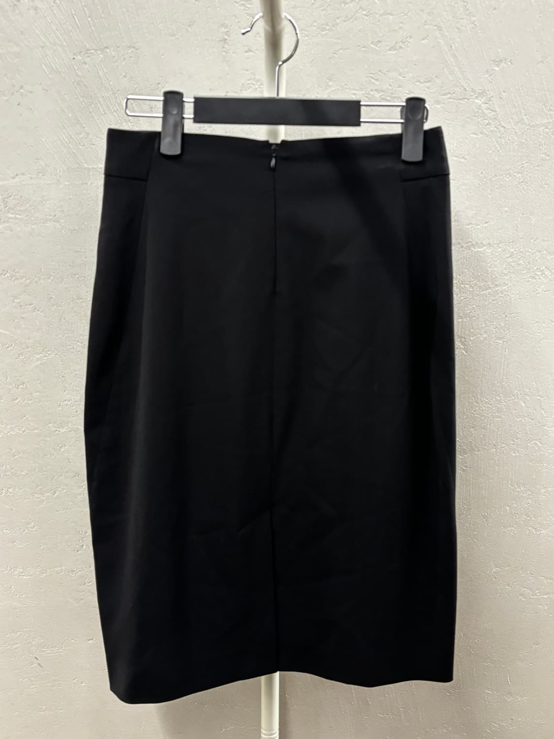 Theory 블랙 H라인 스커트 (사이즈 2) 상품이미지3