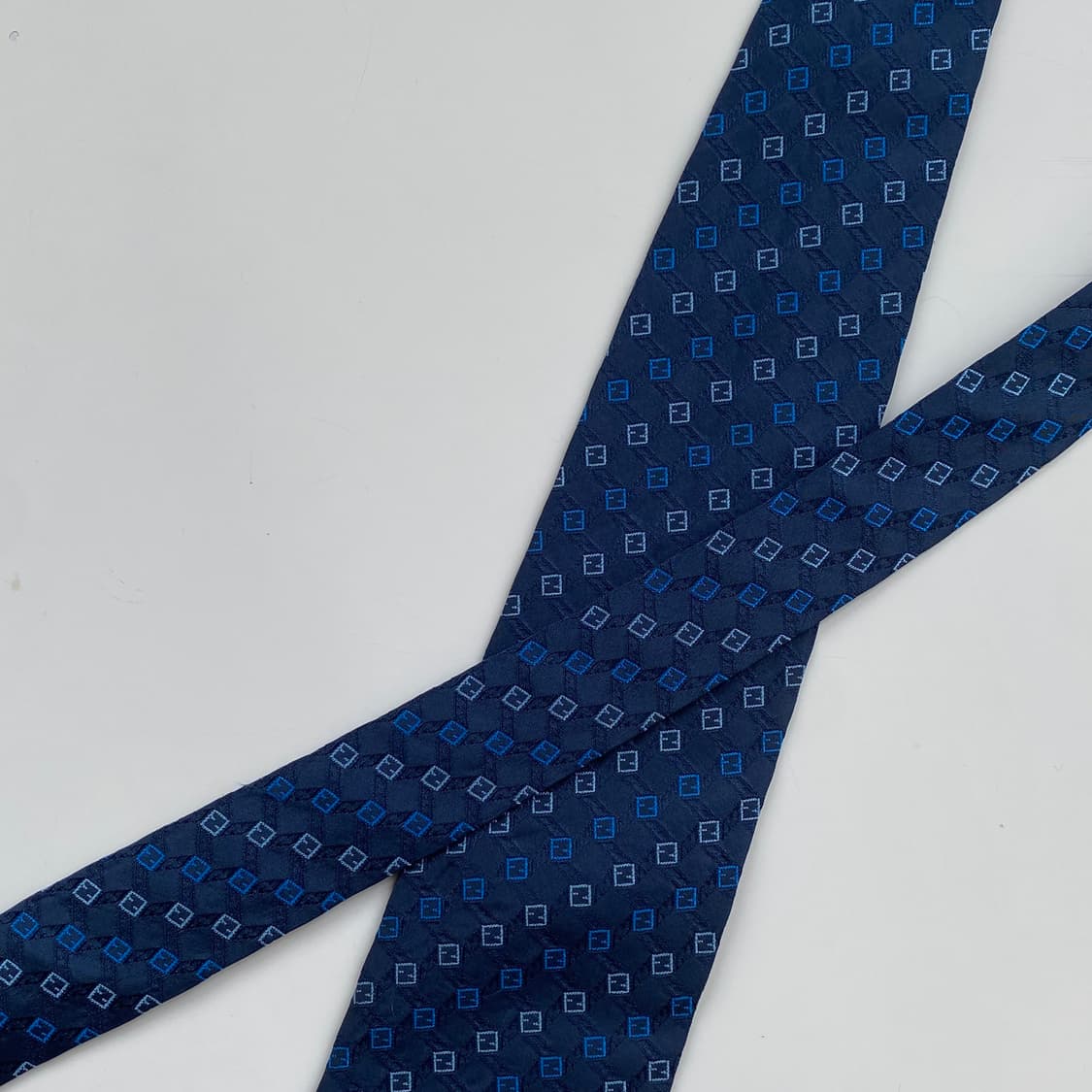 펜디 (FENDI) FF 모노그램 명품 정품 넥타이 상품이미지4