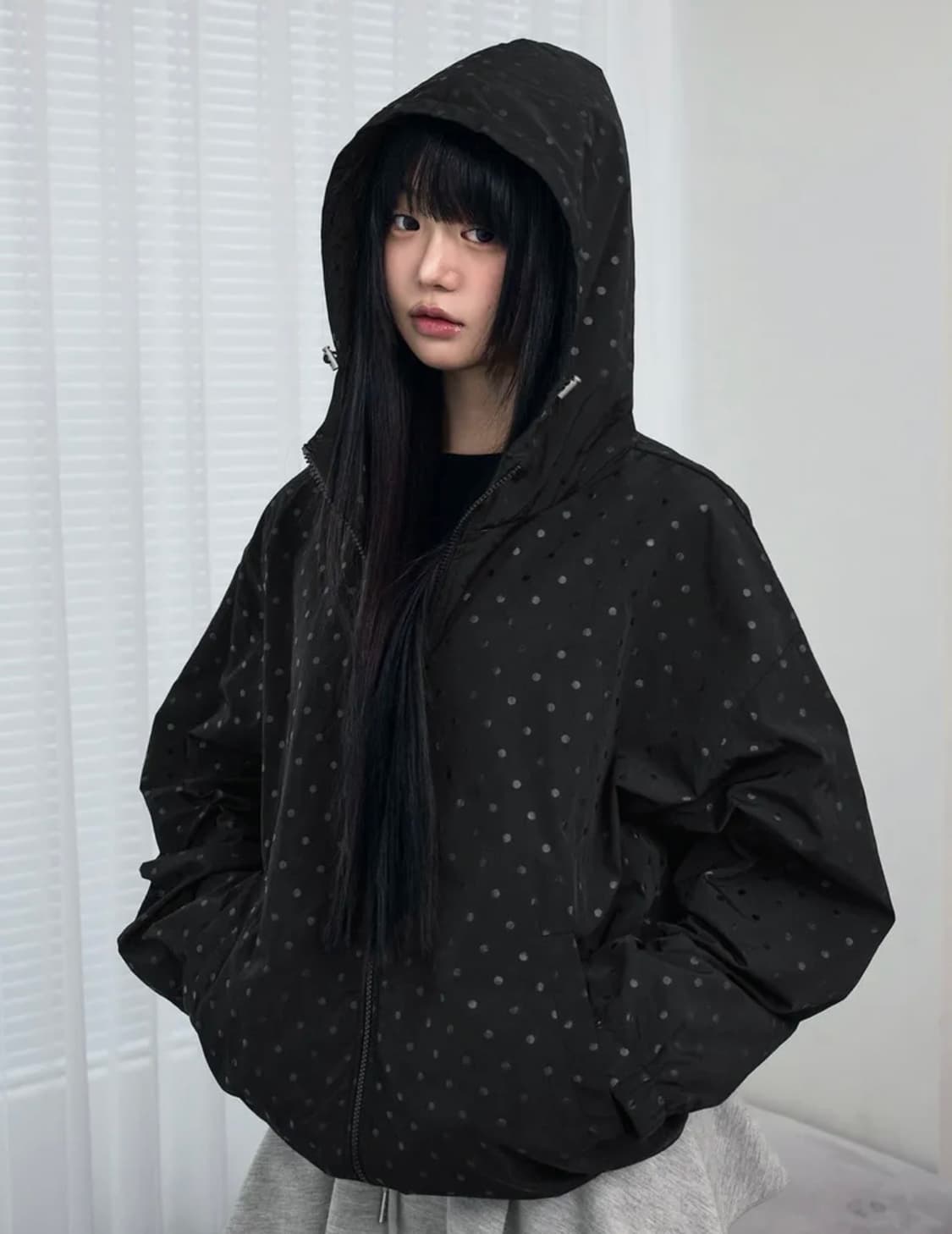 루프 도트 하이넥 후드 바람막이 윈드브레이커 블랙 상품이미지1