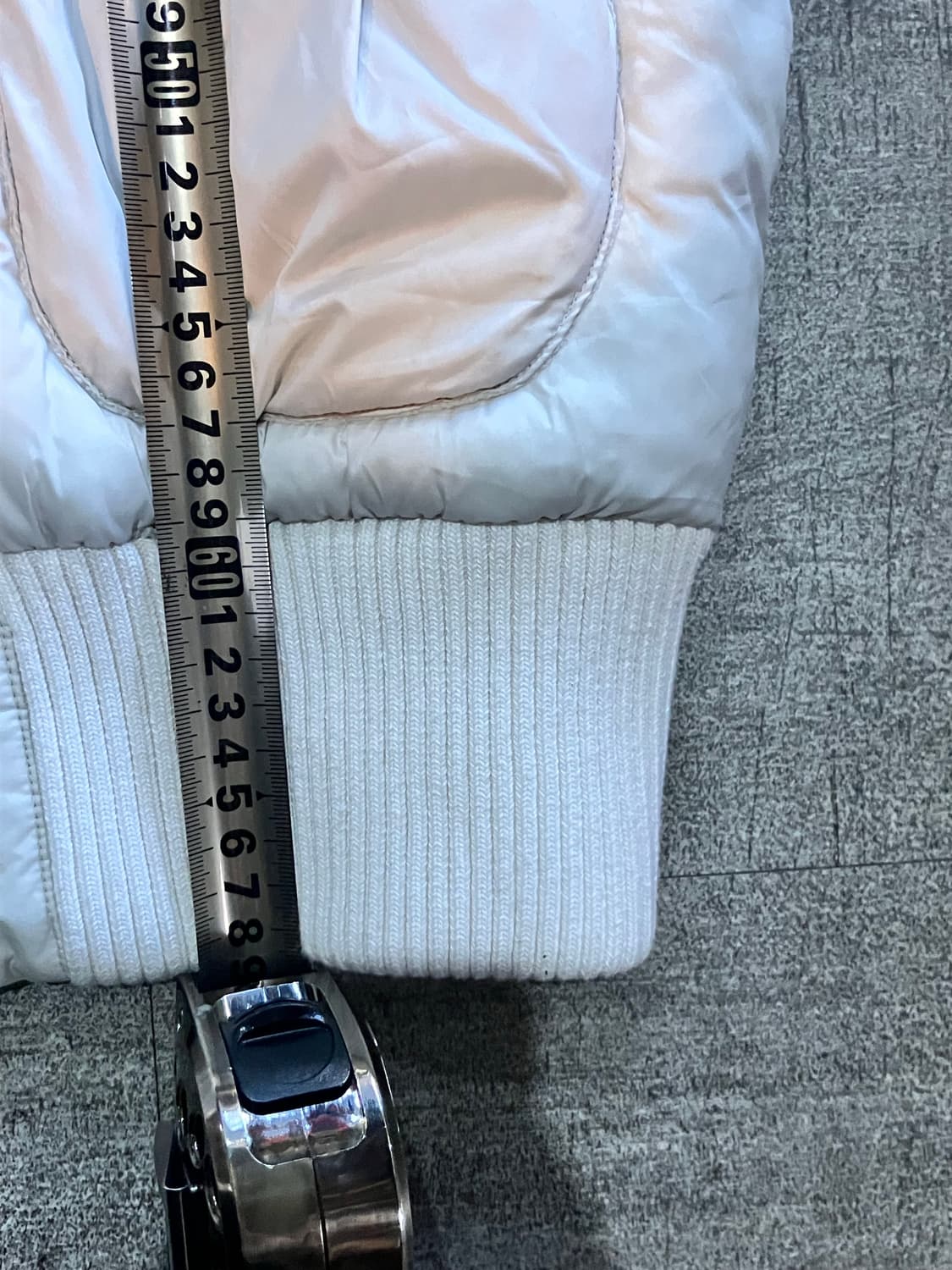 Adidas 아디다스 핀터깔y2k 대대장리즈리사 울프죠 패딩퍼자켓 상품이미지3