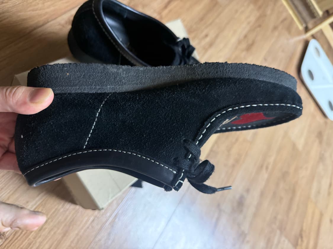 클락스X스투시 왈라비 블랙 스웨이드 상품이미지5