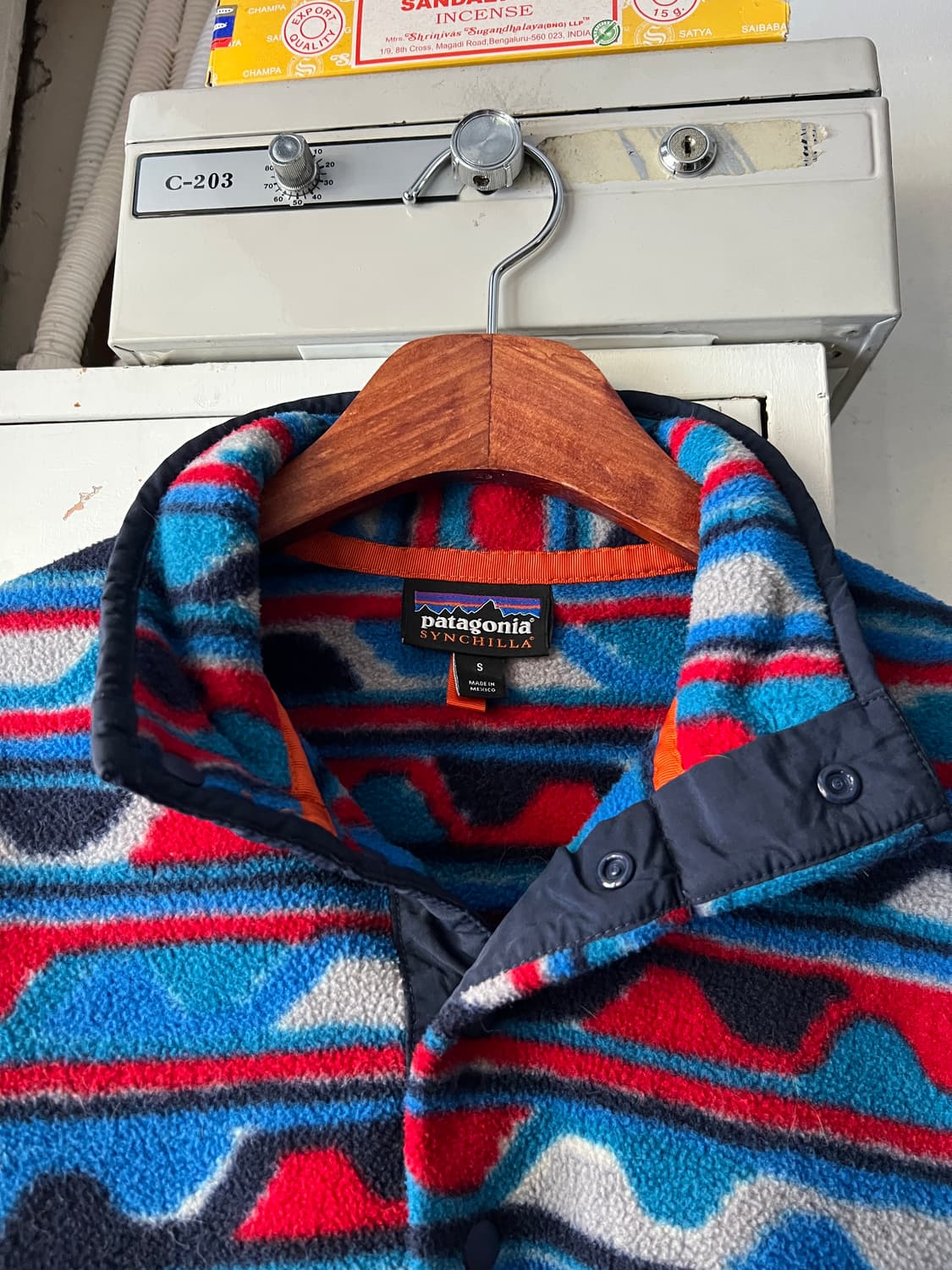 [S]파타고니아 신칠라 멀티컬러 에스닉 패턴 아노락 플리스 상품이미지2