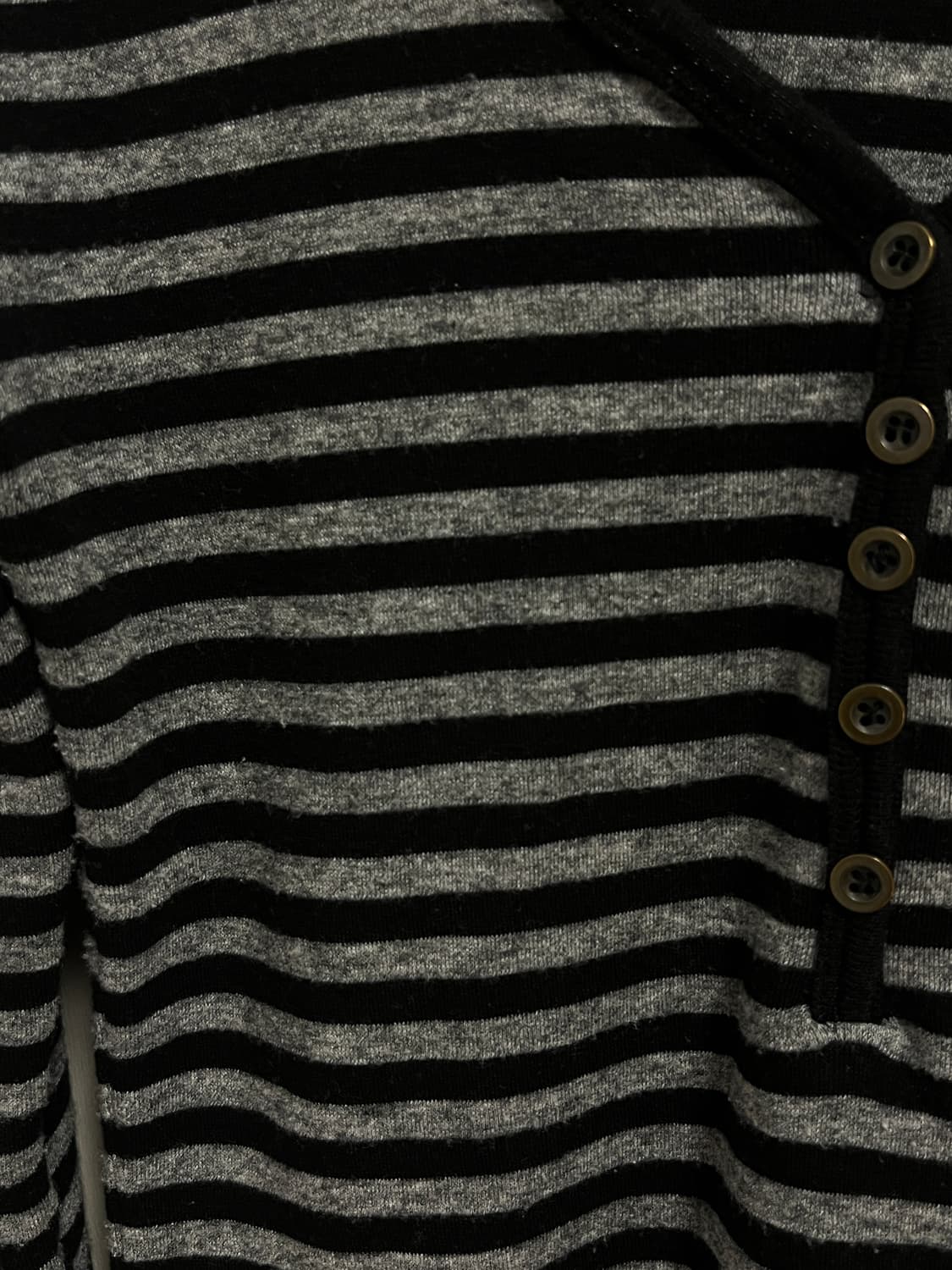 이즈이즈 (나의나인) 스트라이프 티셔츠(nana t-shirt) 차콜 상품이미지3