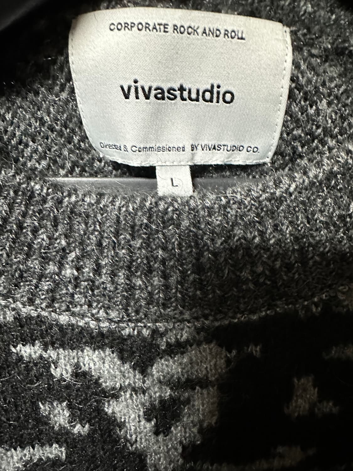 새상품) 비바스튜디오 니트 상품이미지3