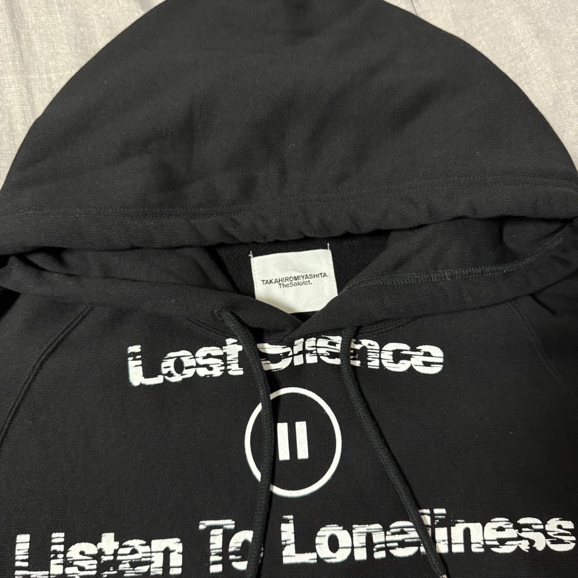 [50]솔로이스트 22FW "LISTEN TO THIS" 프린팅 후드 티 상품이미지5