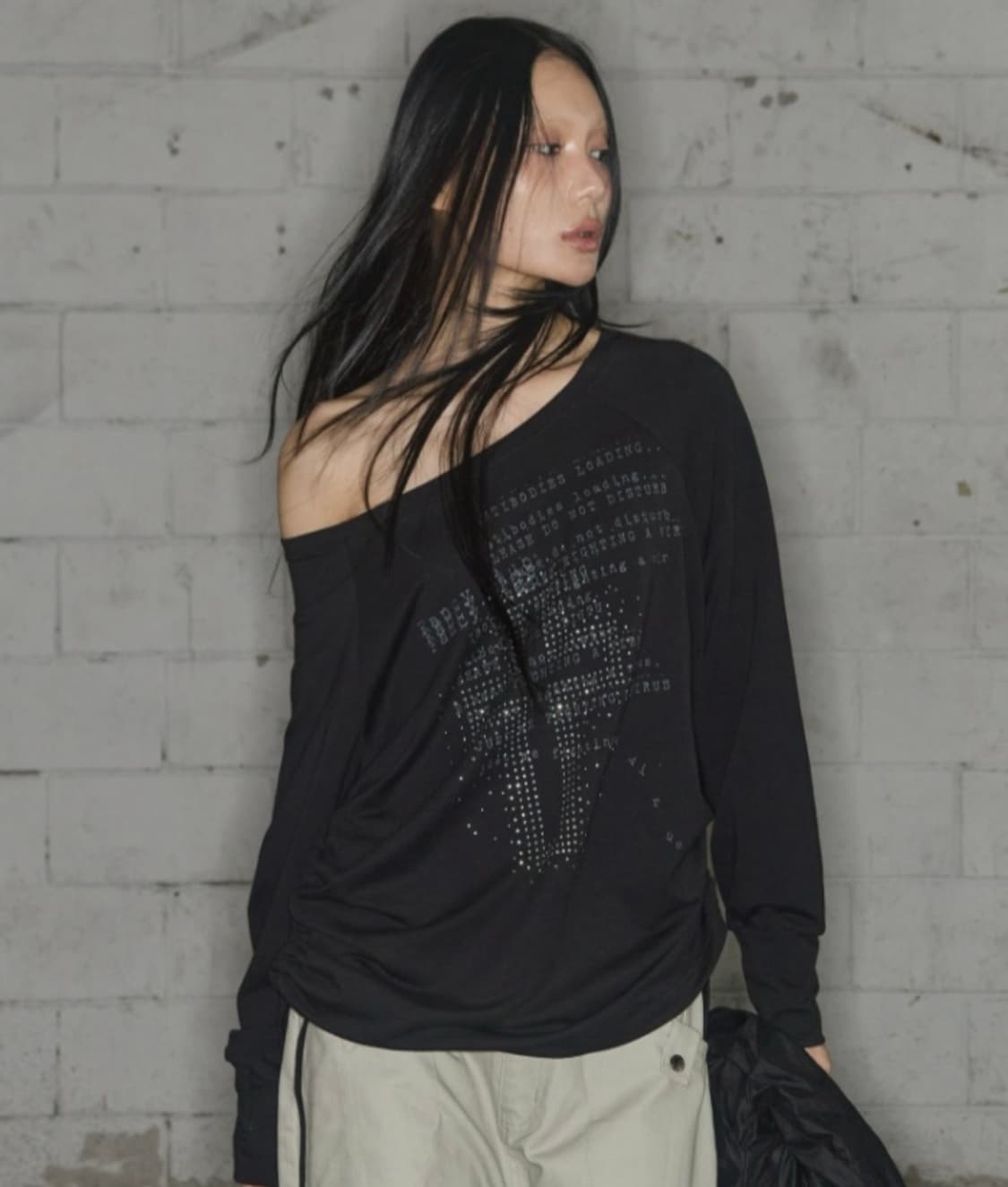 팬시클럽 divine cross off shoulder tee 상품이미지1