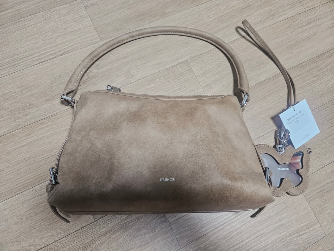 스탠드오일 머쉬백 미니 카멜 + 플리팅 미러 키링 상품이미지5