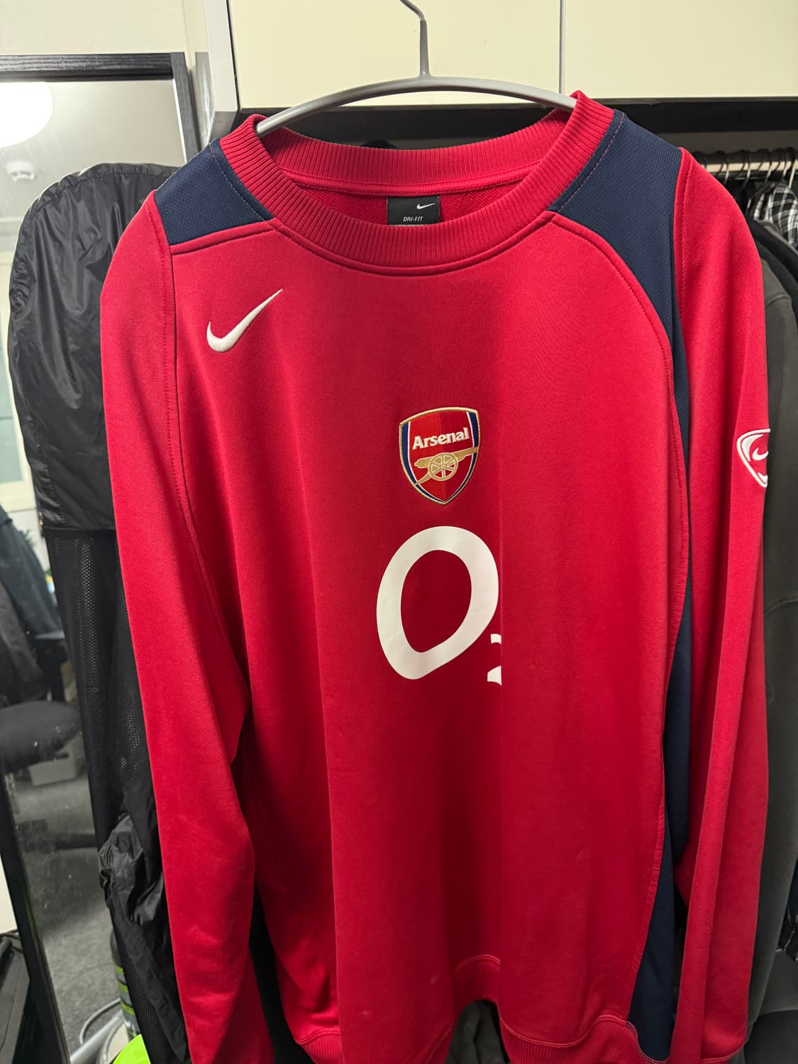 아스날 레트로 맨투맨 판매 합니다! 상품이미지1