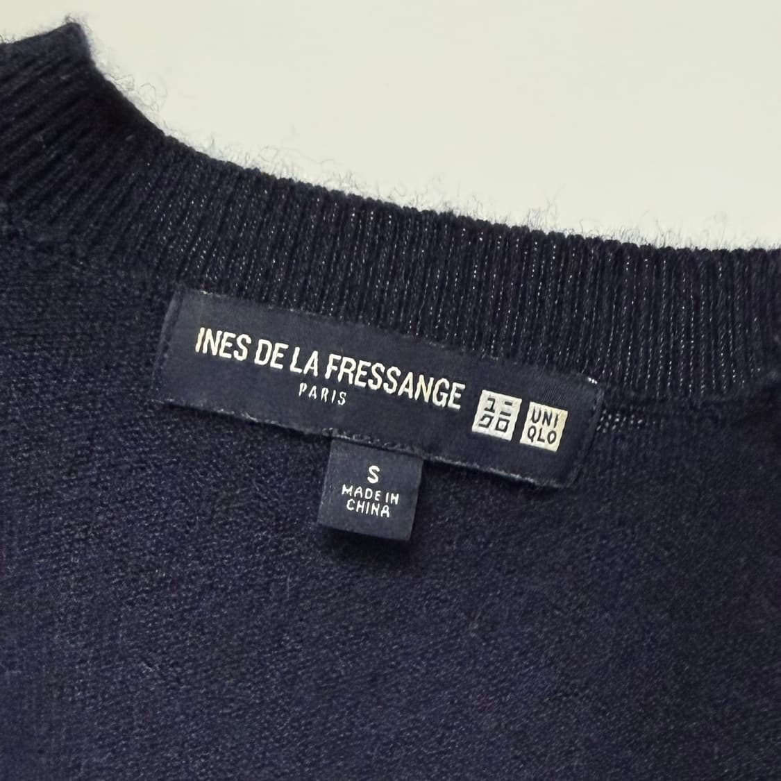 [캐시미어 100%] 유니클로 네이비 라운드 니트 S 상품이미지7