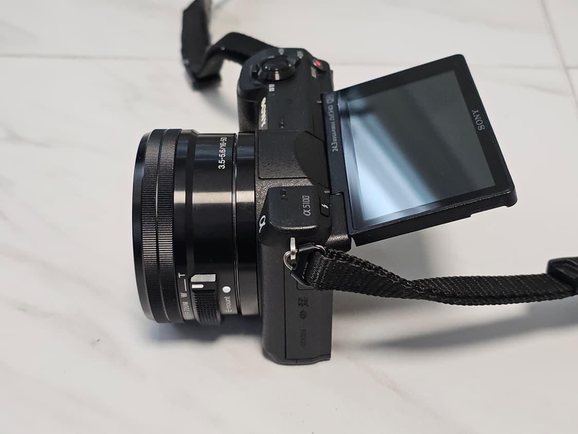 소니 알파 a5100 미러리스 카메라 상품이미지5