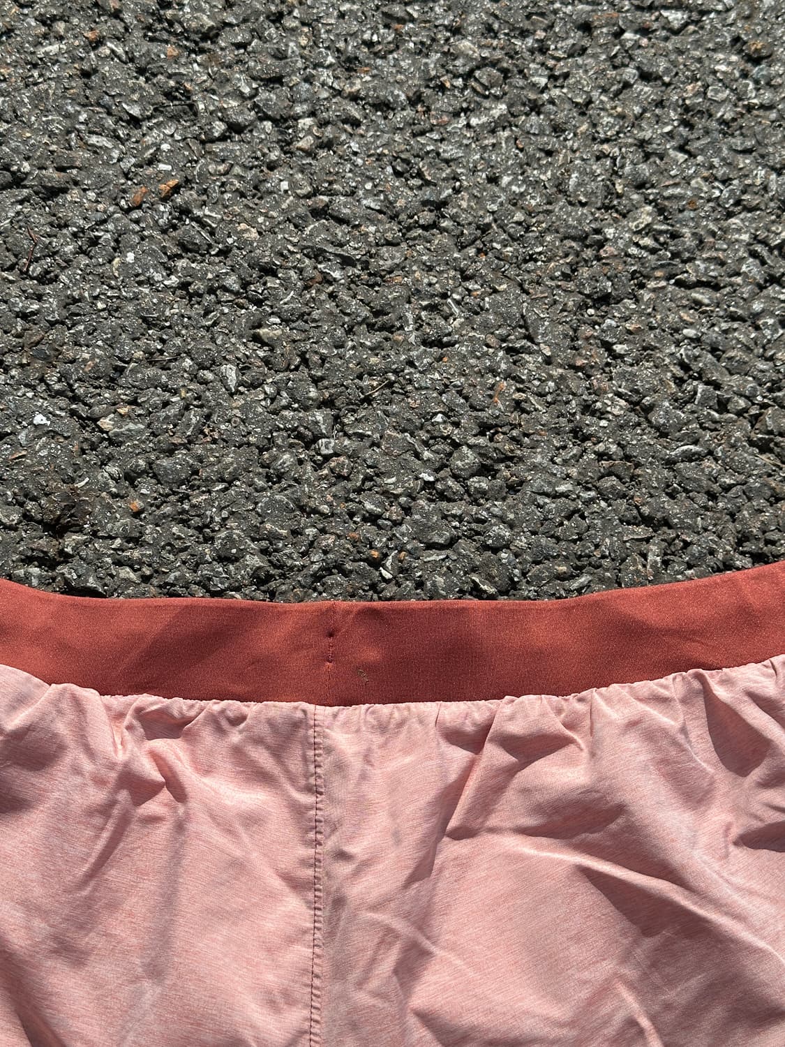 [M] 언더아머 여성 살구 브라운 러닝 쇼츠 반바지 상품이미지9