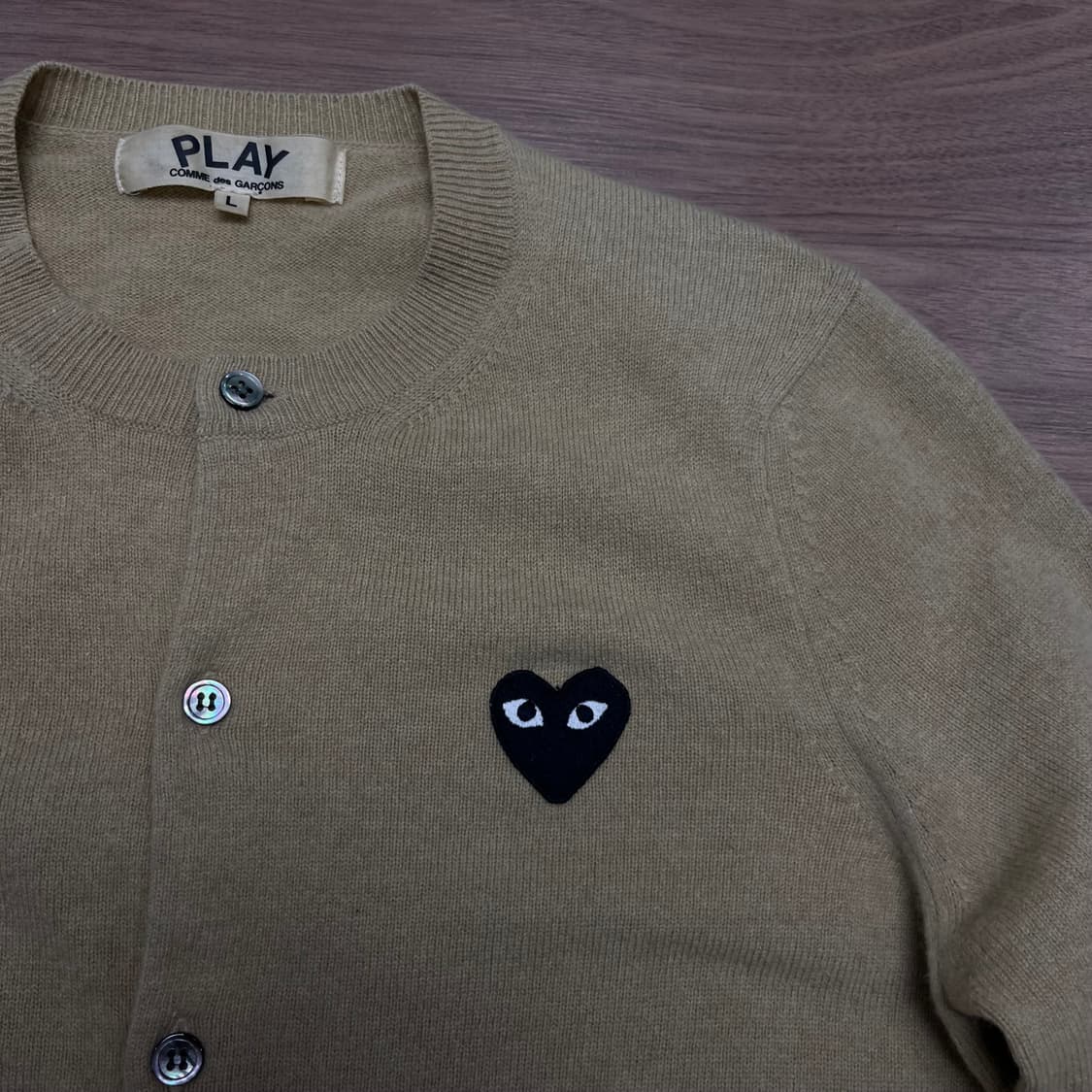 W 95 꼼데가르송 베이지 하트와펜 울 가디건 상품이미지2