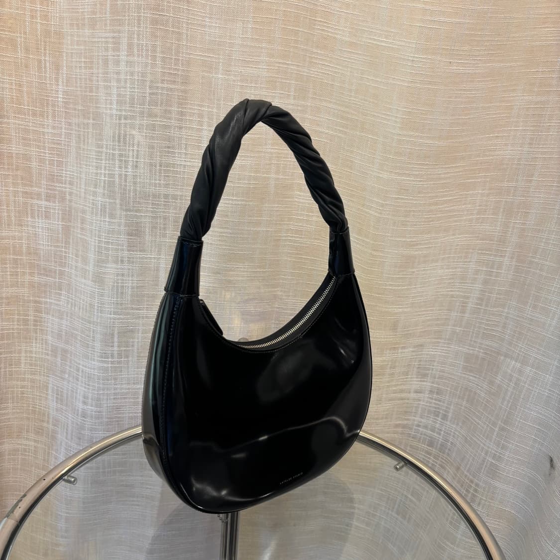 정품 레이트리 스튜디오 에나멜 호보백     상품이미지2