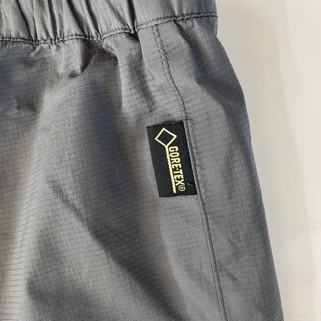 몽벨(Mont-bell) 고어텍스(GORE-TEX®) 팬츠 상품이미지4