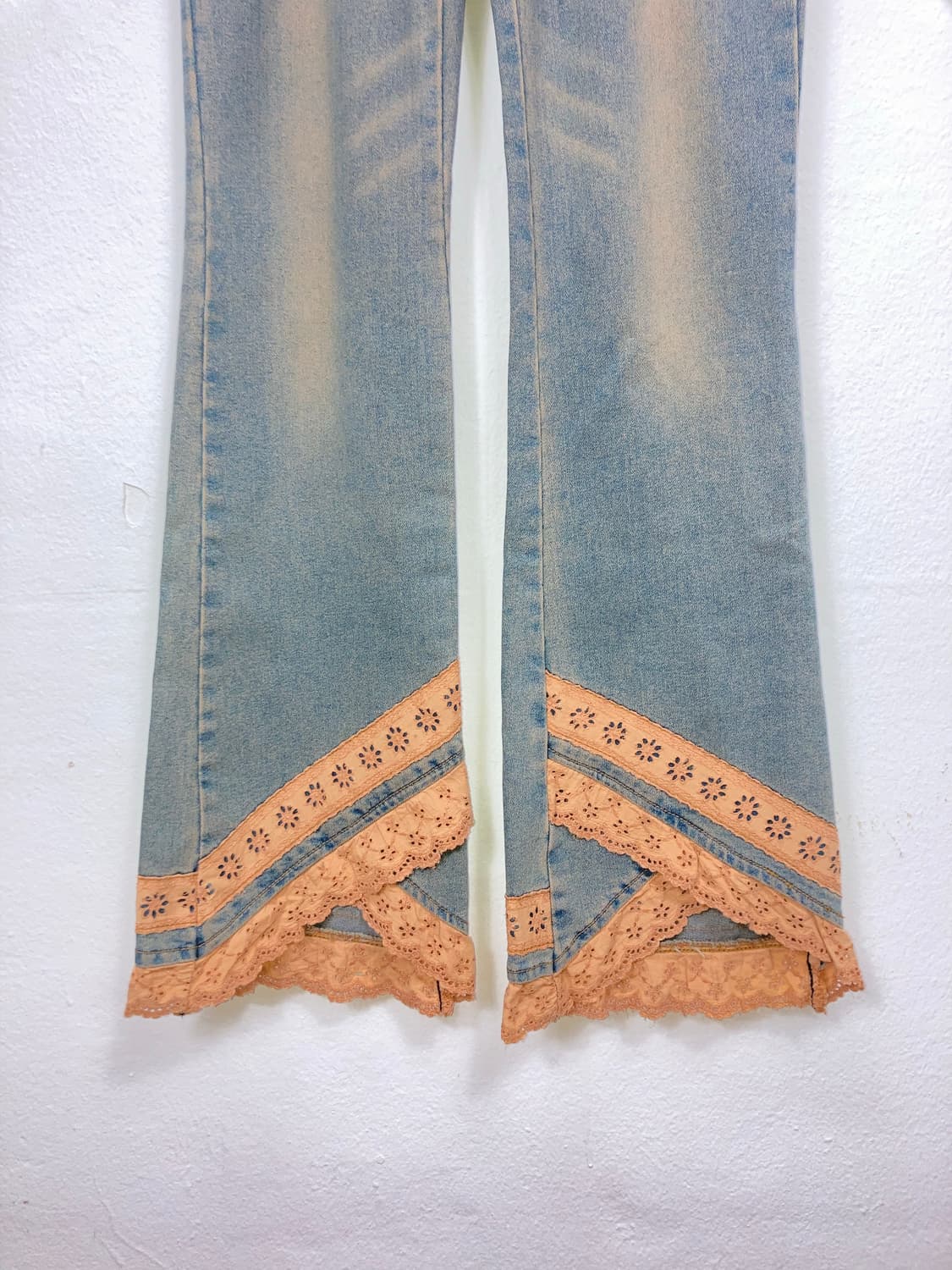 펀칭 부츠컷 데님팬츠 상품이미지2