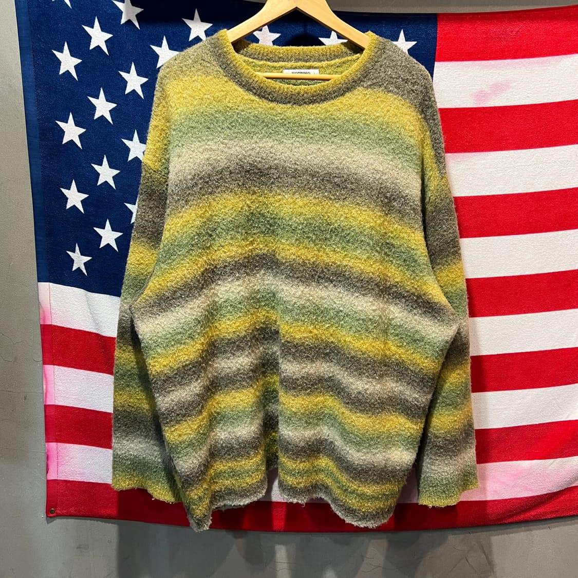 HOTPING 스트라이프 니트 스웨터 상품이미지1