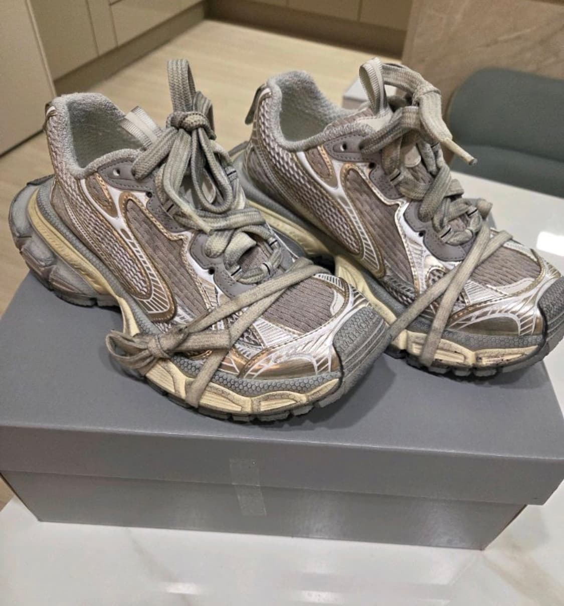 발렌시아가 3xl 37사이즈 상품이미지1