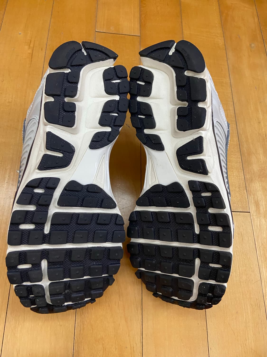 나이키 줌 보메로 5 265mm 상품이미지6