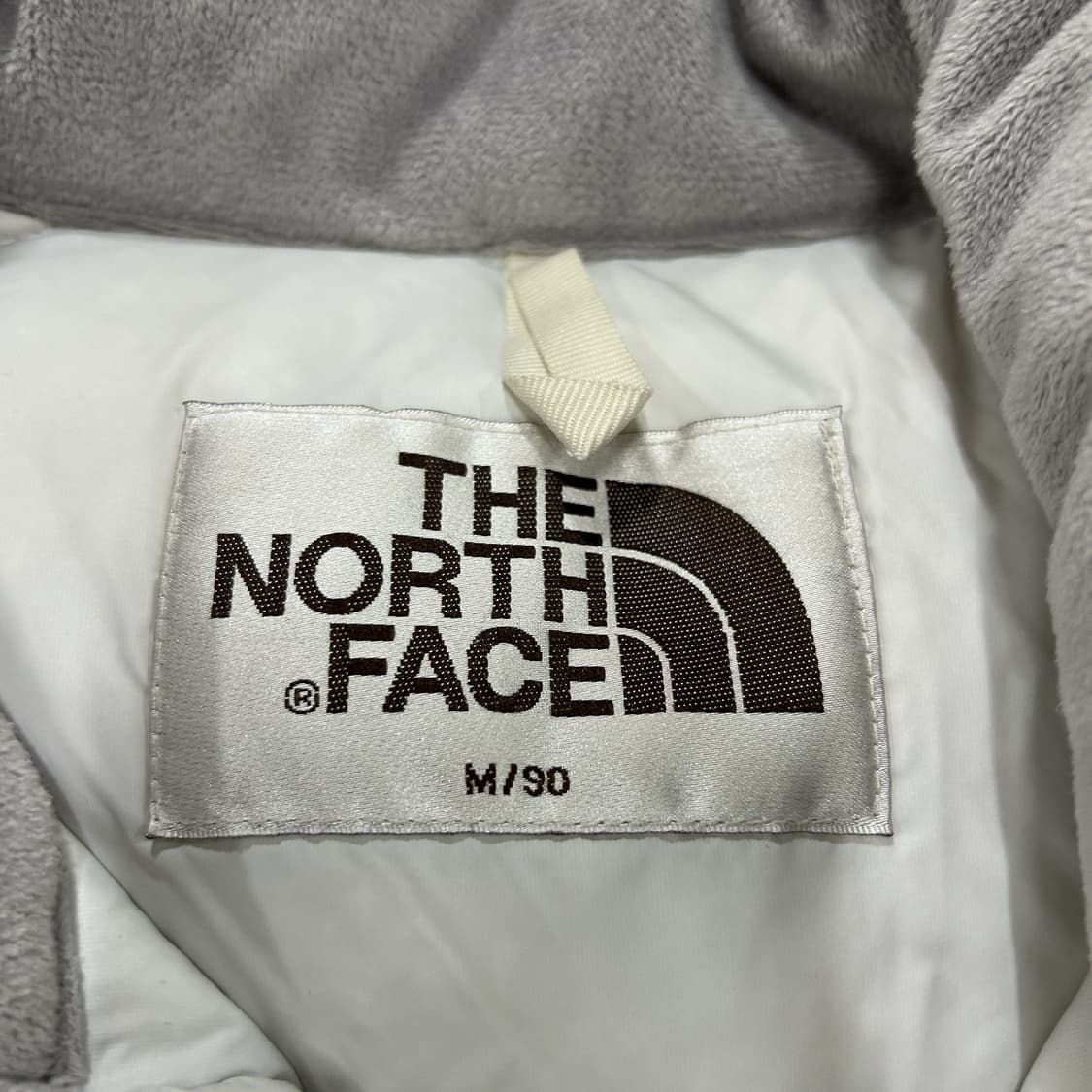 노스페이스 신형 눕시 패딩 아이보리/회색 m 상품이미지2