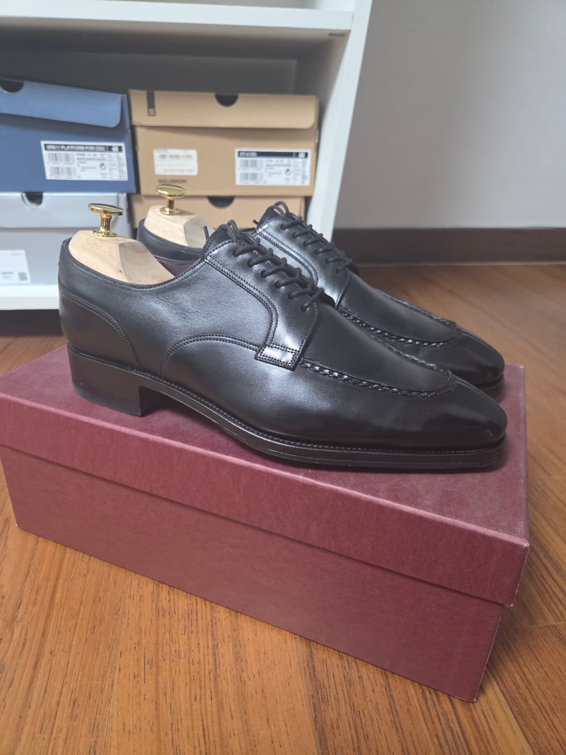 Carmina 스플릿토 블랙 더비 슈즈 상품이미지3