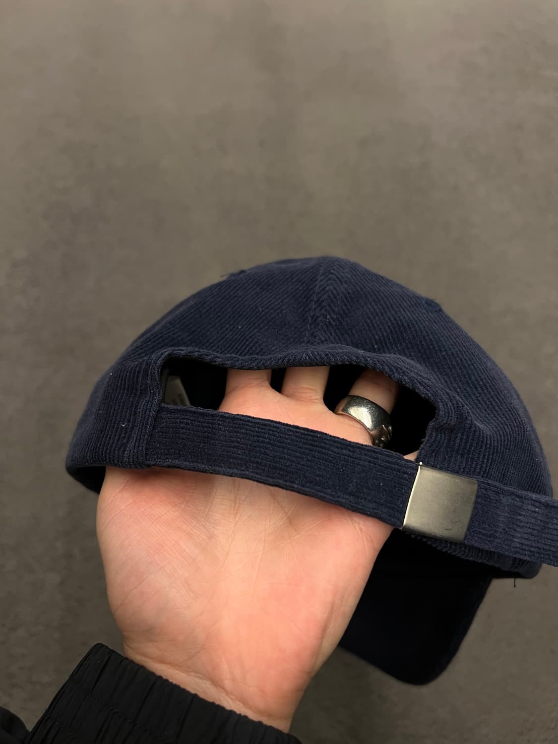 더뮤지엄비지터 아트 디자인 코듀로이 캡  상품이미지2