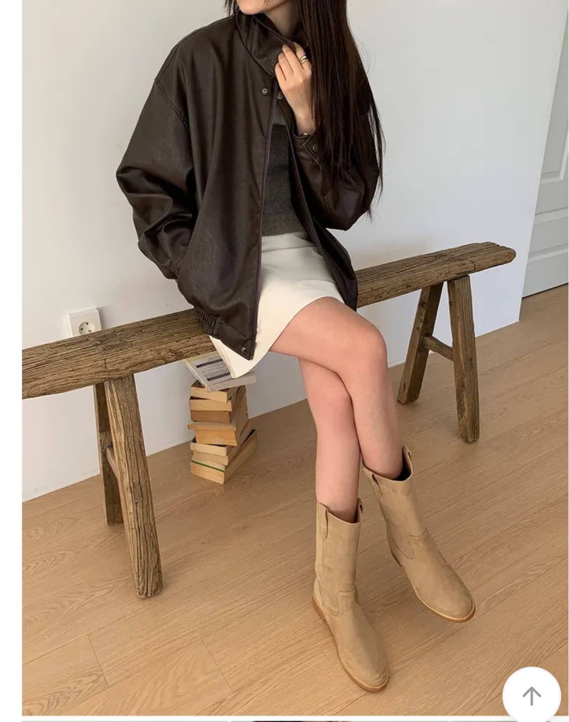 에이블리 에드모어 새틴 미니 스커트 상품이미지3