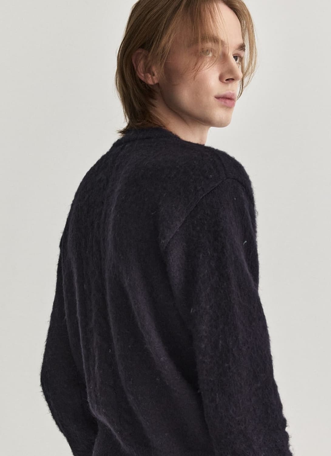 웨이비니스 Butten Point V-neck Cardigan 상품이미지5