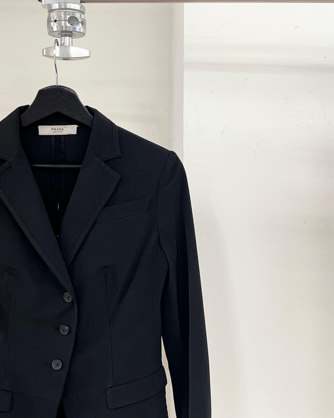 프라다 블랙 스티치 블레이저 상품이미지5