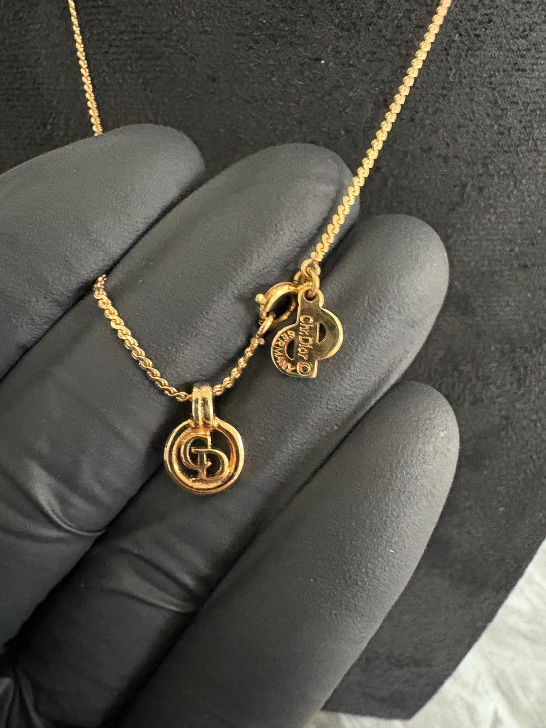 [새상품급] 디올 금장 CD로고 목걸이 상품이미지3