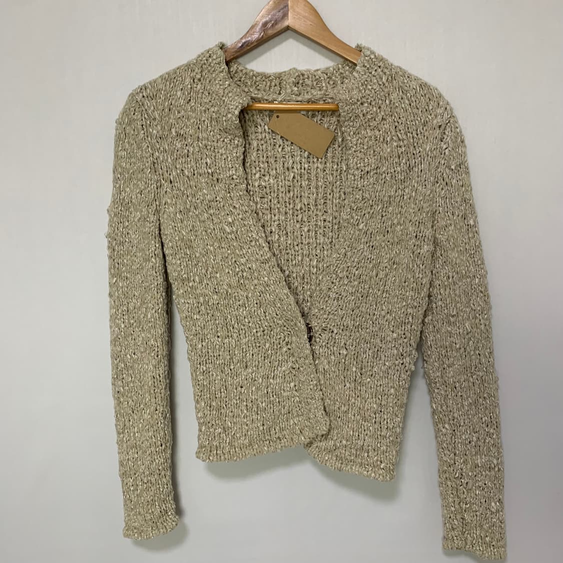 한섬 타임 빈티지 원버튼 니트 크롭가디건 베이지 아이보리 여성 S-M 상품이미지2