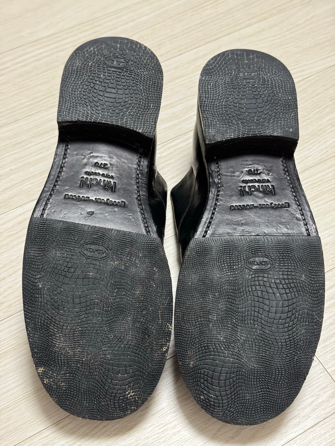 킨치 547 블랙 270 비브람 보강 상품이미지6