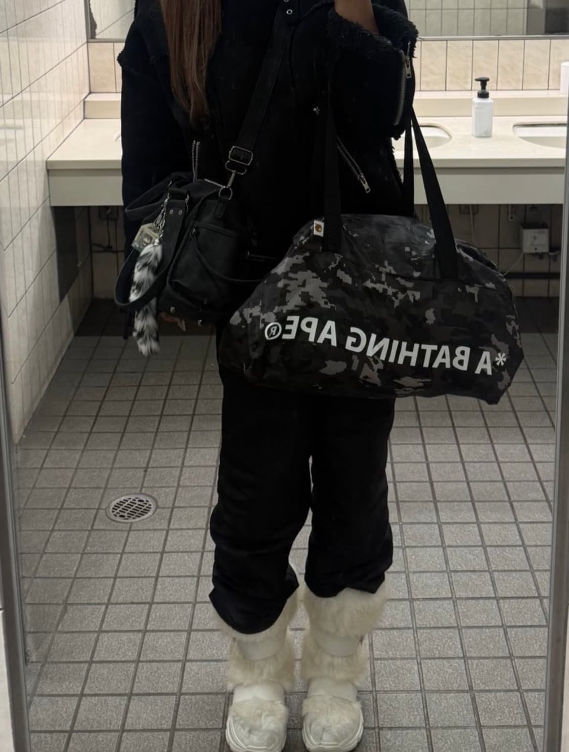 베이프 잡지부록 더플백 상품이미지1