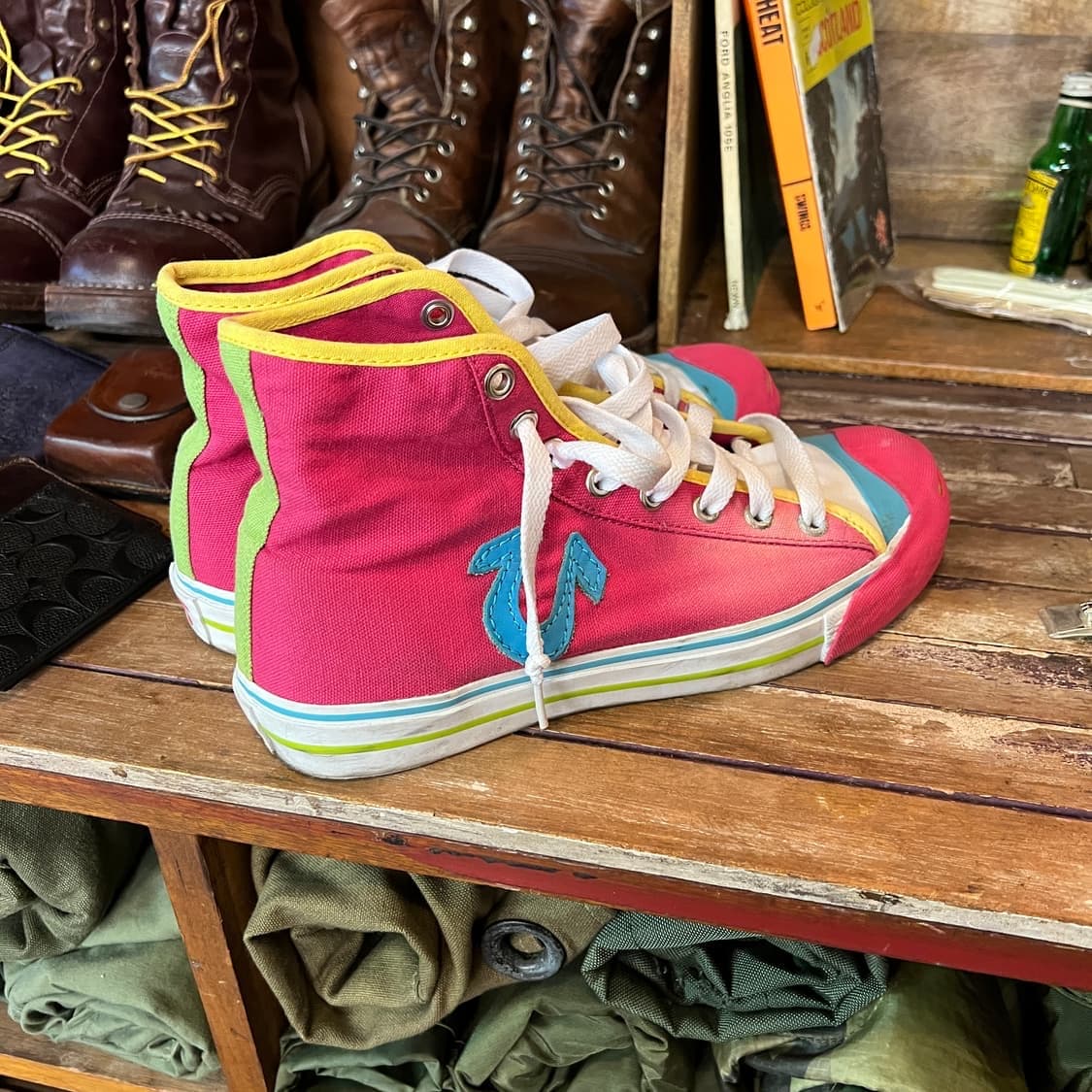 True Religion Sneakers Pink 275 size 상품이미지4