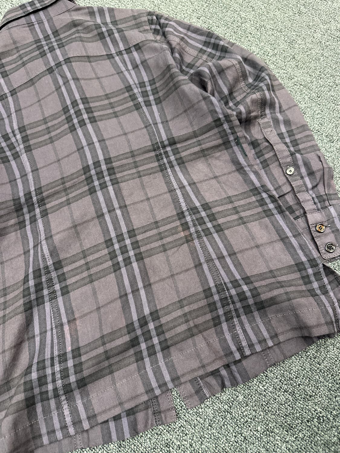 38) 버버리 런던 체크 패턴 긴팔 셔츠 상품이미지8