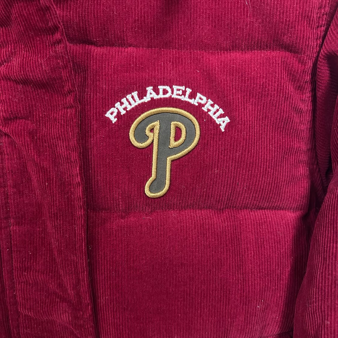 MLB 필라델피아 필리스 덕다운 코듀로이 푸퍼 자켓 울프죠 상품이미지3