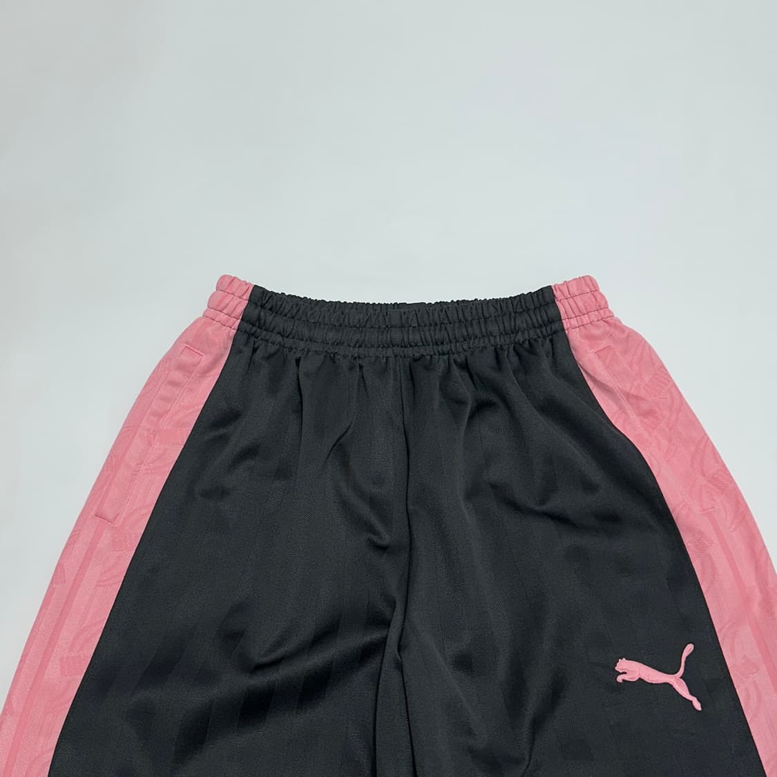푸마 puma 그레이 핑크 트랙팬츠 (일본판) 트레이닝 바지 상품이미지2