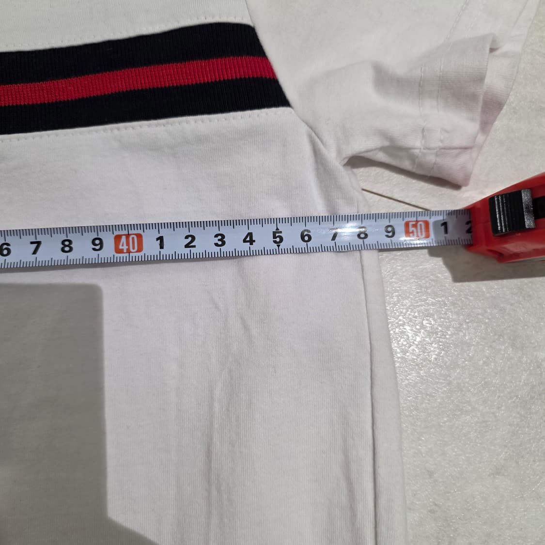 타미힐피거 흰색 로고 포인트 반팔티 S 상품이미지9