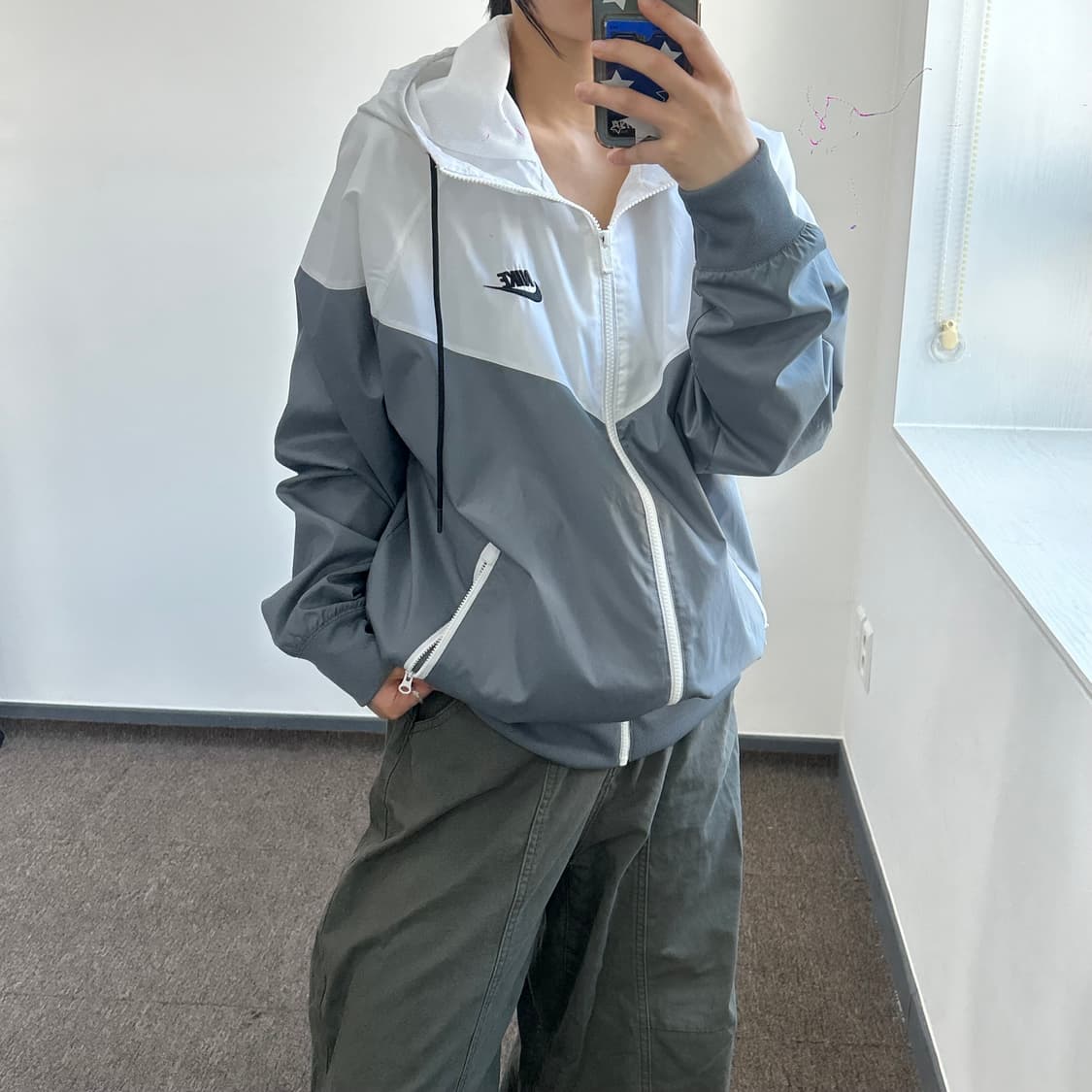 Nike 나이키 라이트 카키 배색 바람막이 상품이미지2