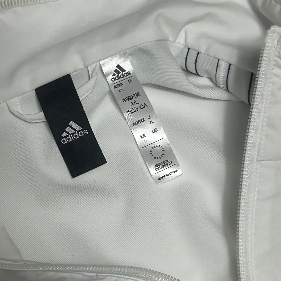 L 아디다스 첼시 화이트 바람막이 상품이미지4