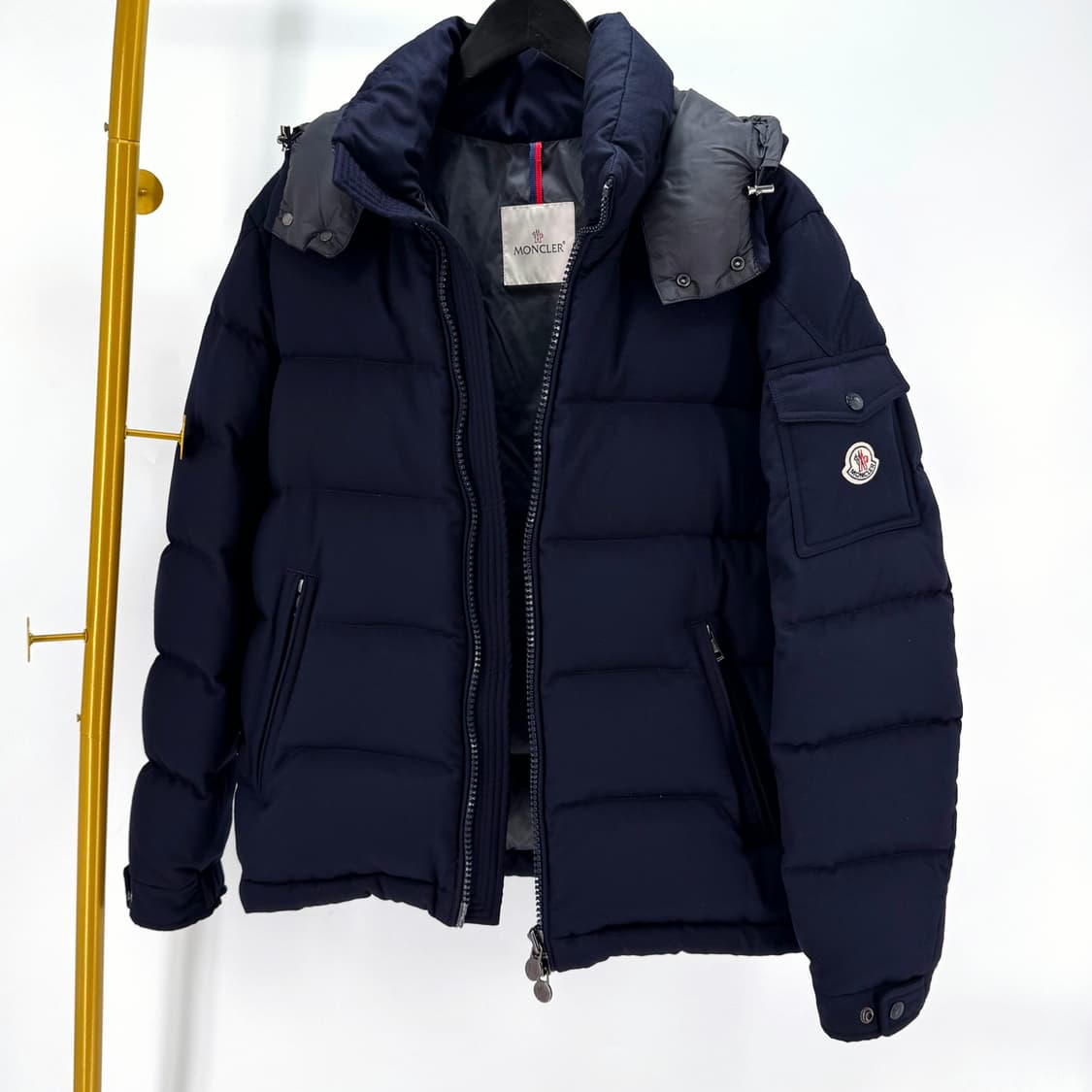 [3사이즈] 몽클레어 몽제네브르 패딩 점퍼 네이비 상품이미지2