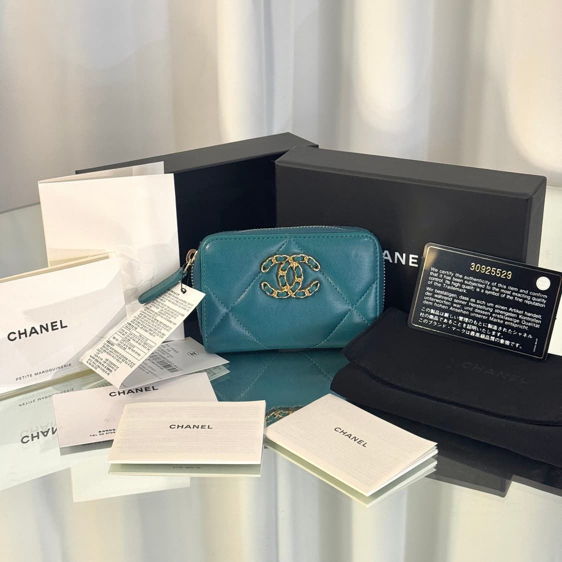 [ OS ] 샤넬 19 지퍼돌이 중지갑 30번대 상품이미지1