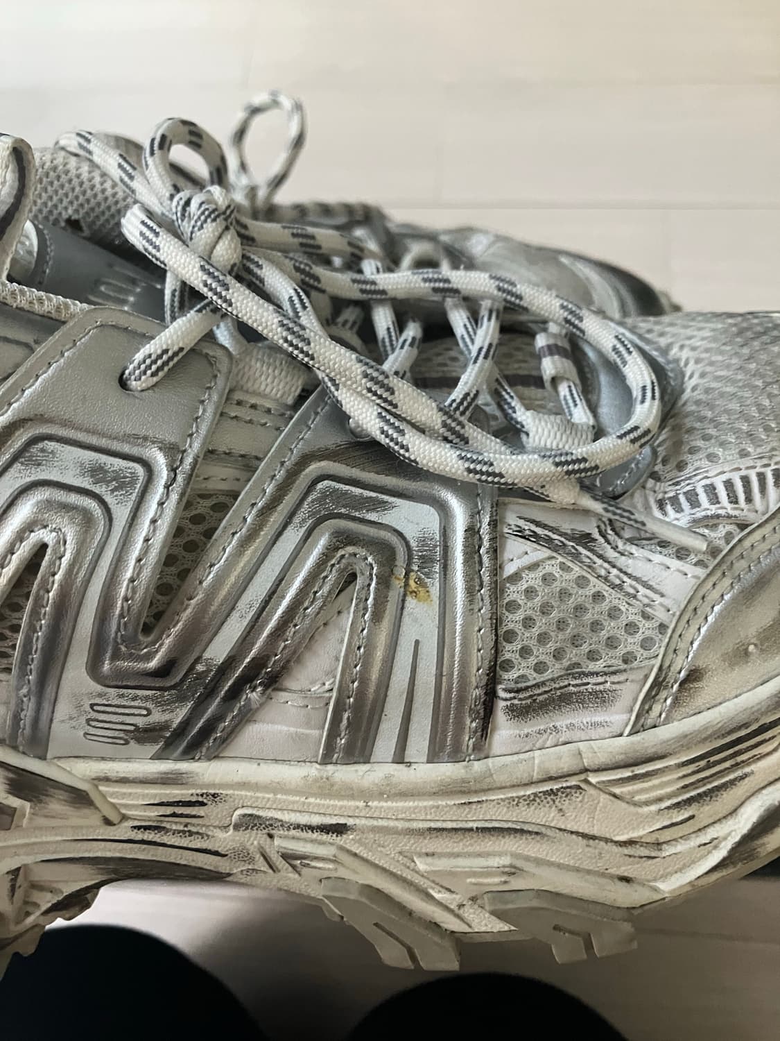 준지 24ss 남성 스니커즈 상품이미지5