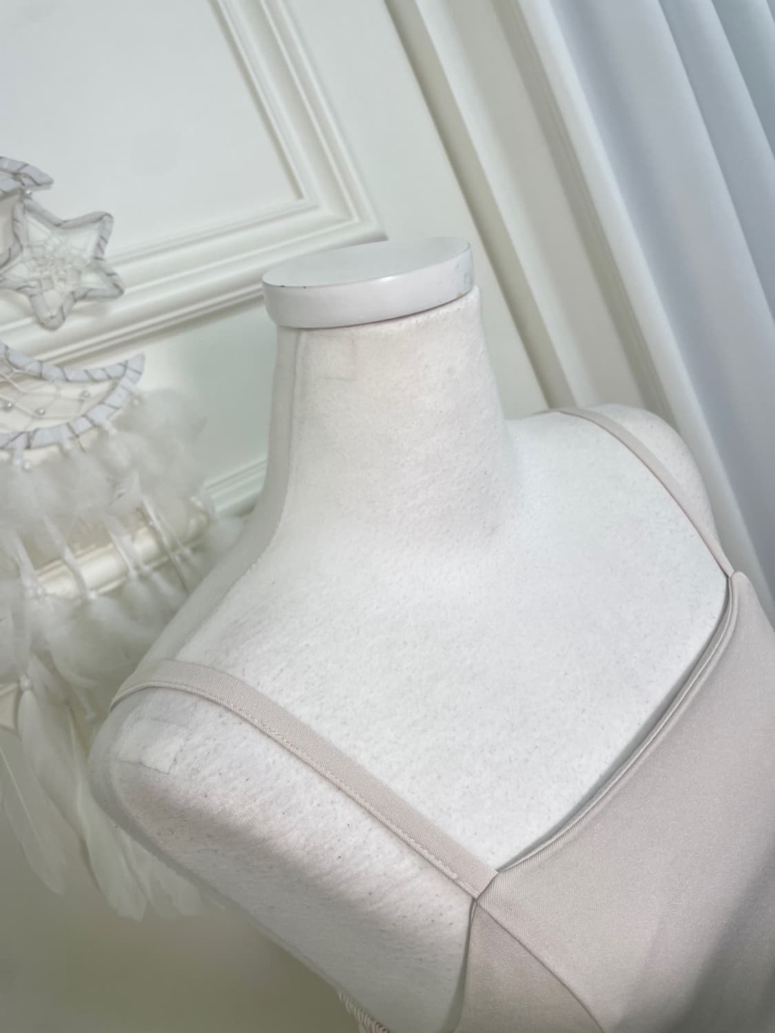 beigeivory back shirring slip mini opc 상품이미지6