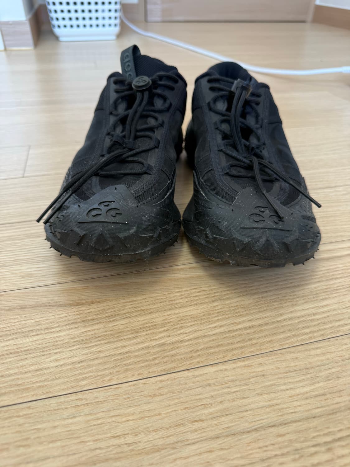 [팝니다] 나이키 ACG 마운틴 플라이 2 로우/275/블랙 상품이미지3