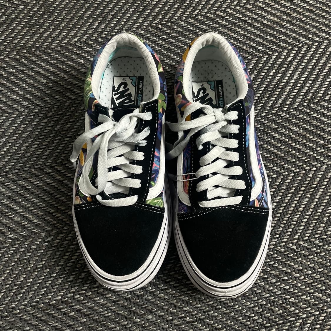 반스 올드스쿨 트리피 스니커즈o 3518 상품이미지2