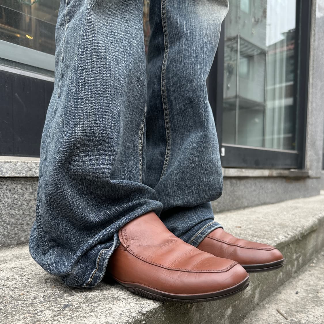 00s 브라운 프라다 스포츠 로퍼 상품이미지1