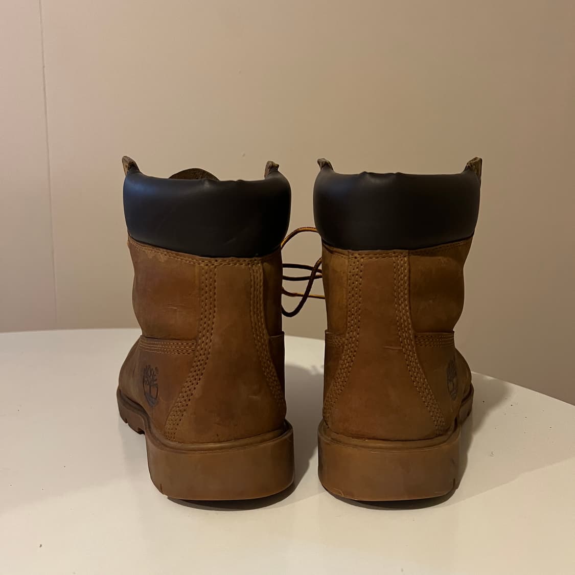 팀버랜드 6인치 베이직 러스틱 오리지널 부츠 상품이미지3