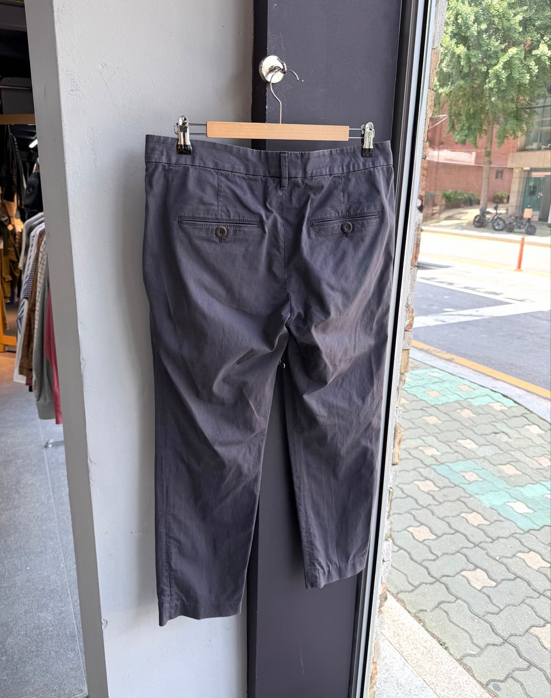IT44/ 브루넬로쿠치넬리 가먼트다이드 치노 팬츠 상품이미지6