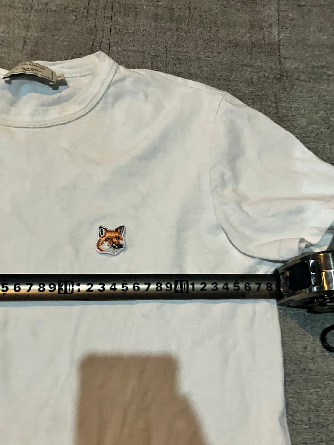 Maisonkisune 메종키츠네 폭스헤드 가슴로고 반팔티셔츠 상품이미지2